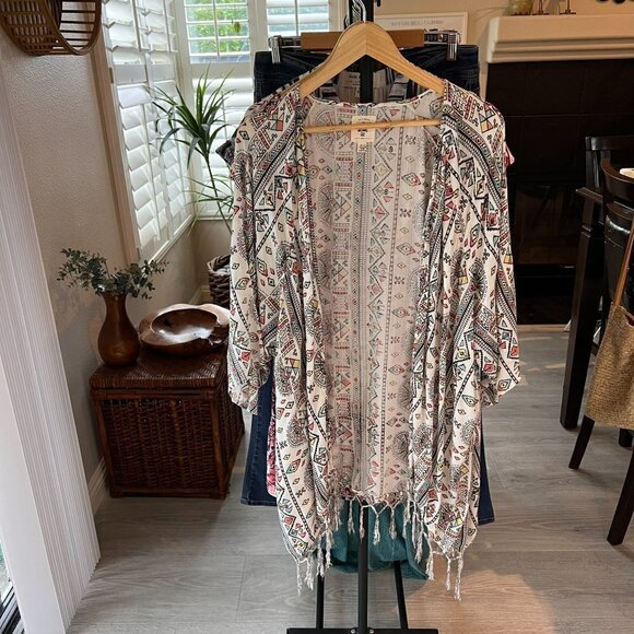 Billabong Kimono Cardigan Size S/M Salty Waves Geometric Aztec Print Fringe Boho - Picture 16 of 16